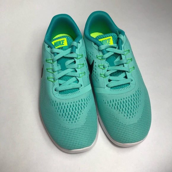 Nike Free RN - Picture 2 of 5